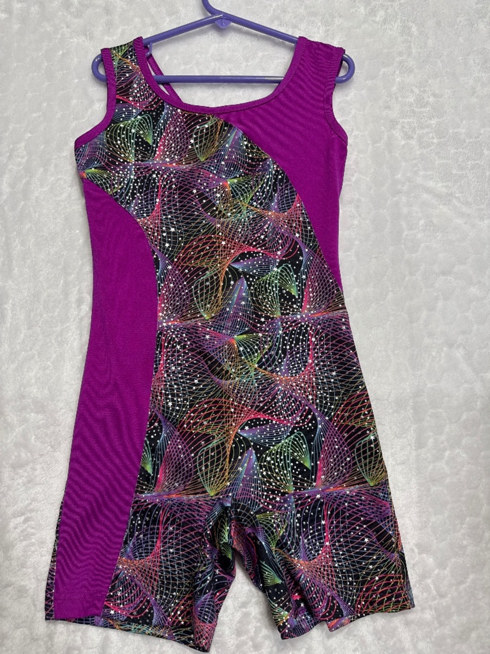 Girls Shorts Leotard gymnastics dance Purple Helix Design Star M 7-8